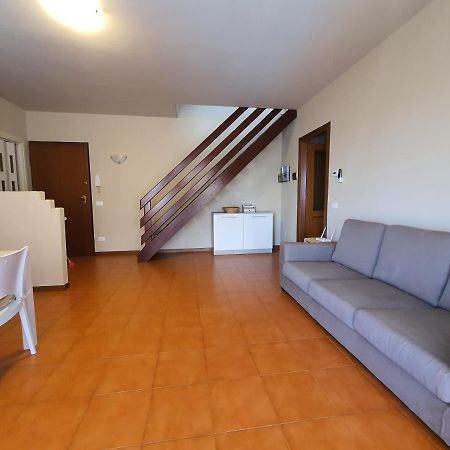 Sirmione Acque Del Garda Apartments ภายนอก รูปภาพ